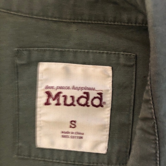 Adorable fall jacket! - Picture 4 of 4